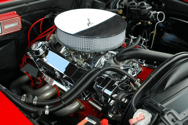 garagiste-LE ROURET-min_car-engine-1548434